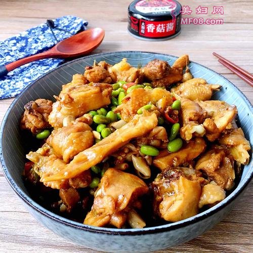 仔鸡怎么做仔鸡烧毛豆米最好吃 仔鸡烧毛豆米怎么做好吃烧毛豆米