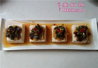 家常皮蛋拌豆腐的做法 皮蛋拌豆腐怎么做好吃