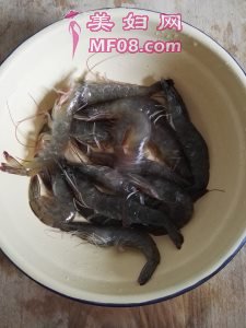 家常白灼鲜虾的做法 白灼鲜虾怎么做好吃