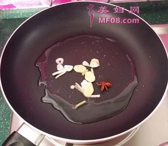 德国啤酒烩鸡翅怎么做 德国啤酒烩鸡翅的做法
