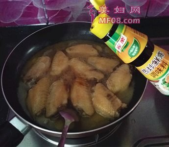 德国啤酒烩鸡翅怎么做 德国啤酒烩鸡翅的做法