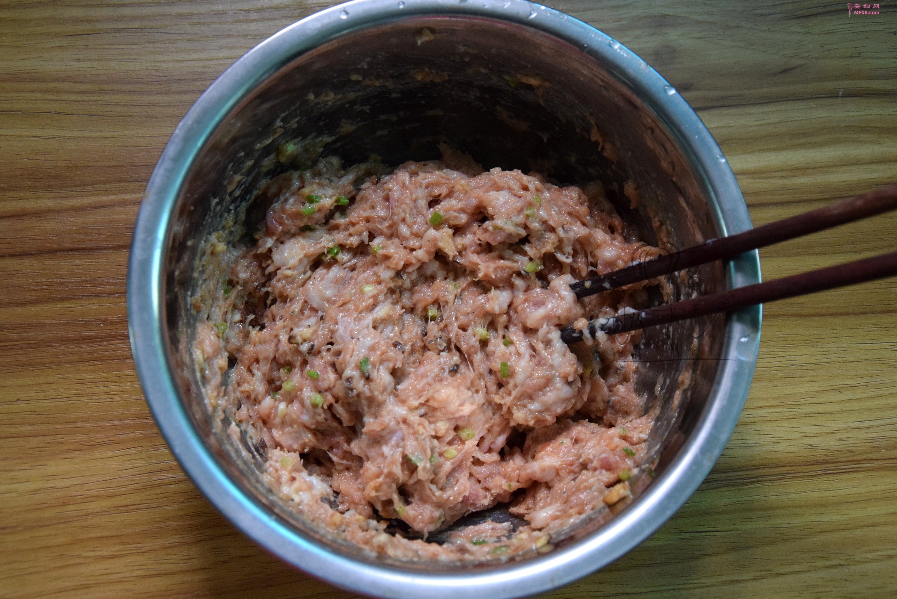 芝心肉丸怎么做好吃 芝心肉丸的家常做法