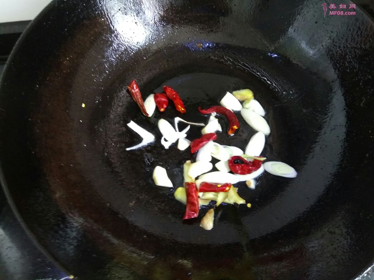 爆炒翅根怎么做 爆炒翅根的做法