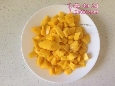 家常芒果布丁的做法 芒果布丁怎么做好吃