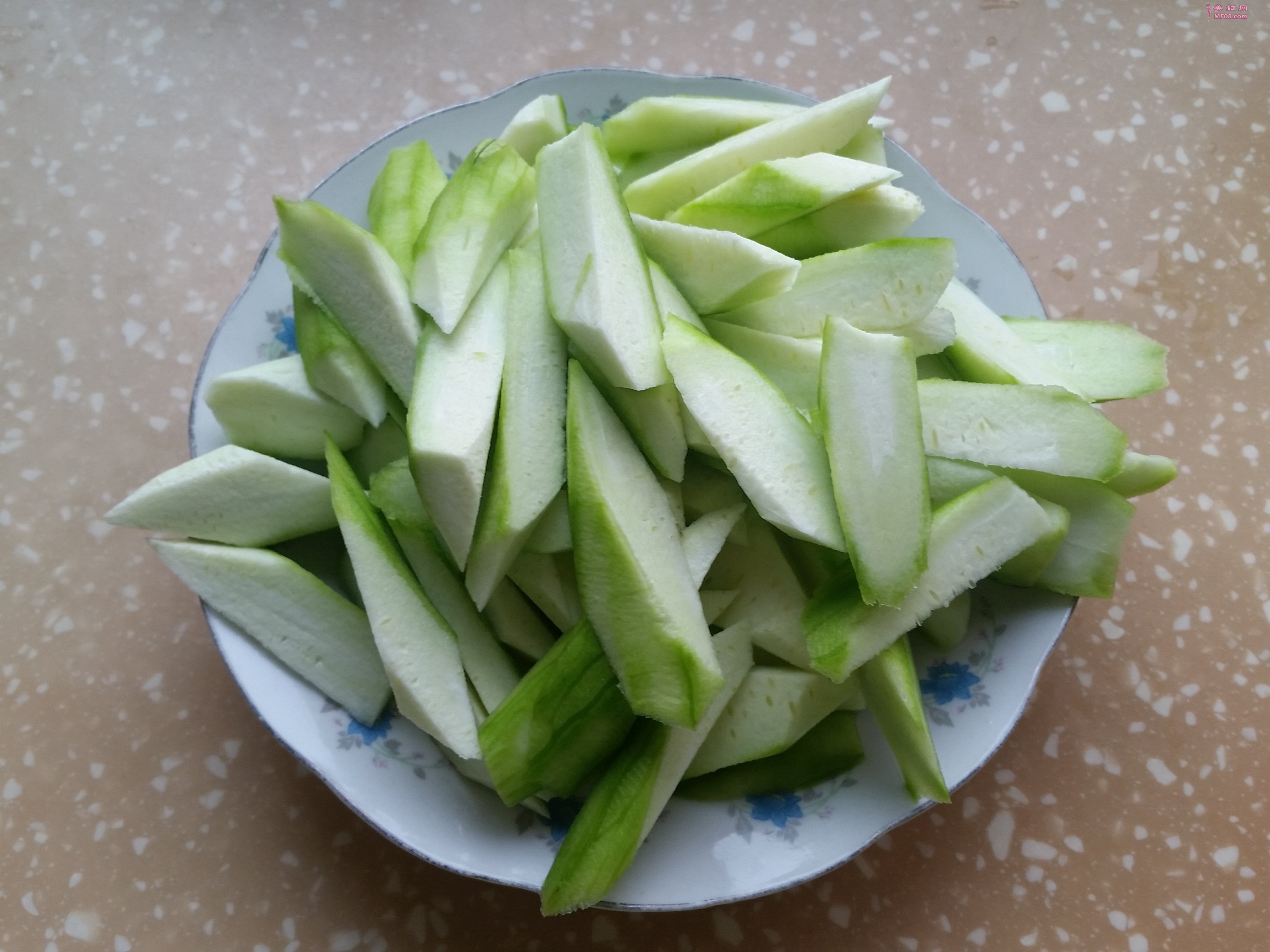 丝瓜炒蛋怎么做好吃 丝瓜炒蛋的家常做法