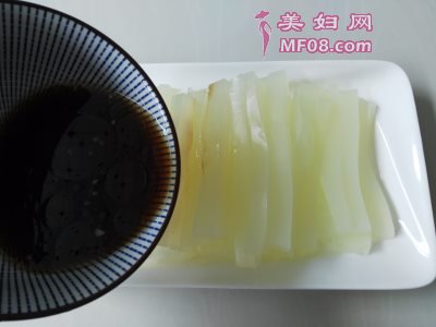 酸辣凉粉最正宗的做法 家常酸辣凉粉的做法