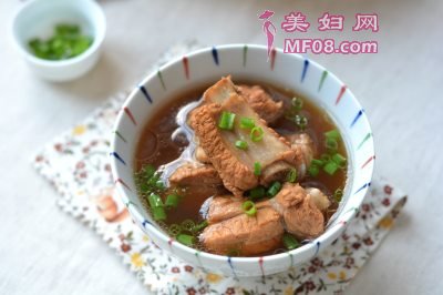 排骨煲最正宗的做法 家常排骨煲的做法