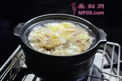 砂锅虾仁肉丝煲薯粉怎么做 砂锅虾仁肉丝煲薯粉的做法
