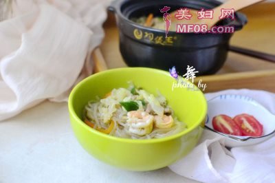 砂锅虾仁肉丝煲薯粉怎么做 砂锅虾仁肉丝煲薯粉的做法