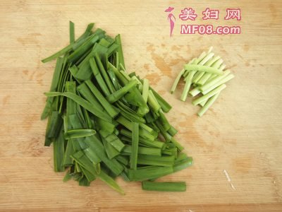 春笋炒韭菜怎么做好吃 春笋炒韭菜最正宗的做法