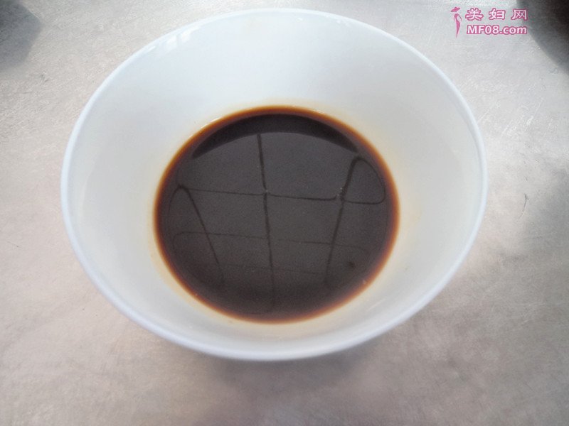 鱼香鱿鱼豆腐怎么做好吃 鱼香鱿鱼豆腐最正宗的做法