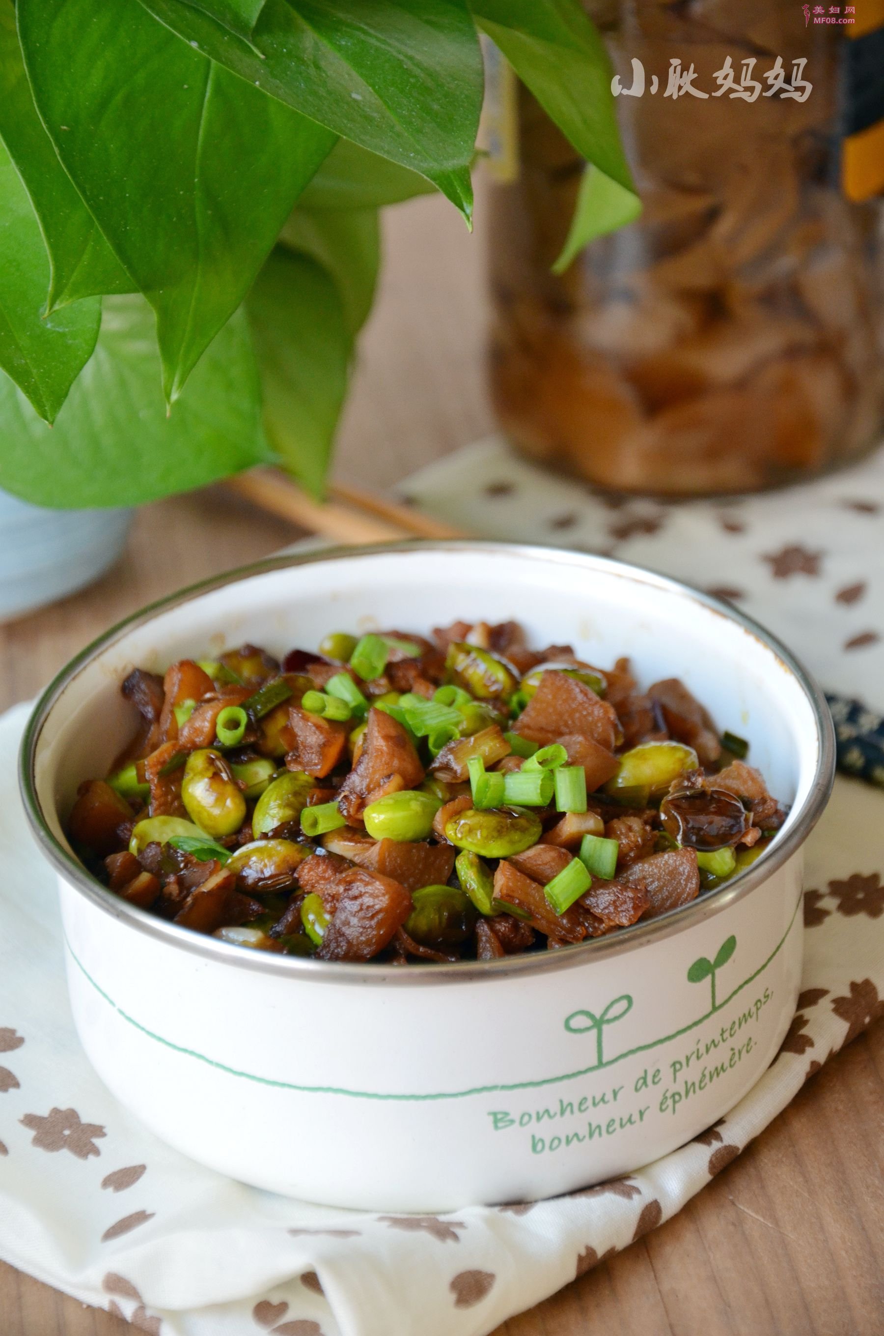 怎么做毛豆肉米炒萝卜干最好吃 毛豆肉米炒萝卜干怎么做好吃