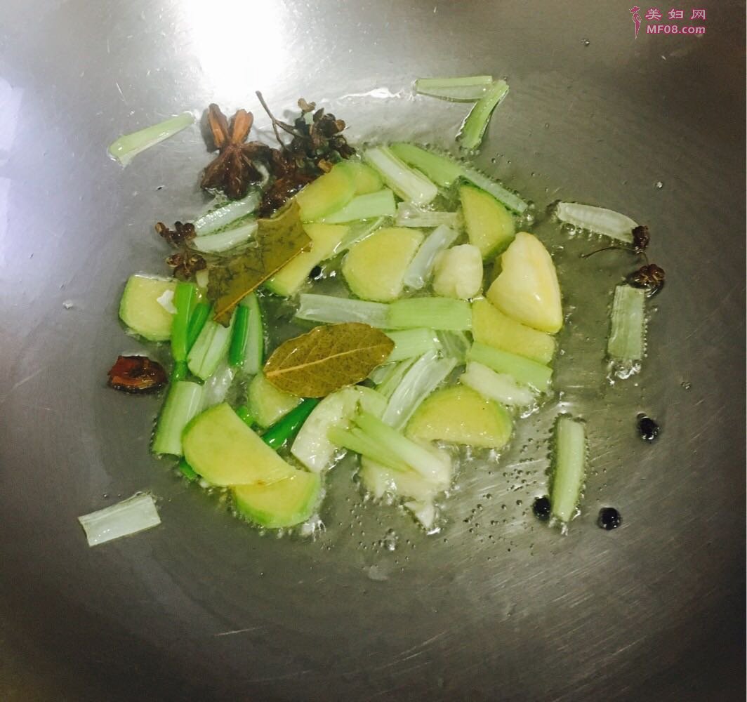 排骨山药汤最正宗的做法 家常排骨山药汤的做法