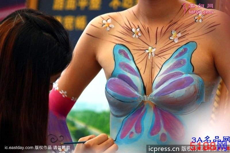 罗ti上阵 美女人ti彩绘惹火南通国庆车展-幻