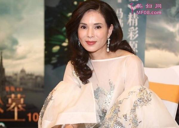 “小龙女”李若彤谈美丽秘诀 竟然是睡美容觉