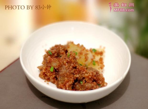 粉蒸肉的做法1