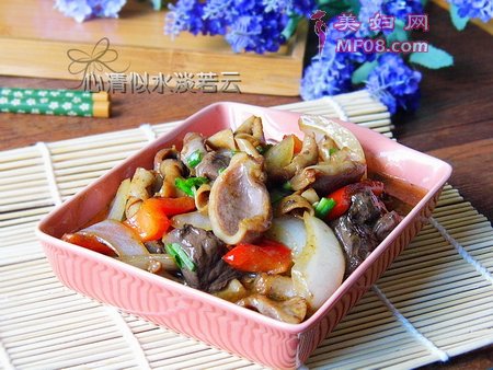 烩鸭杂