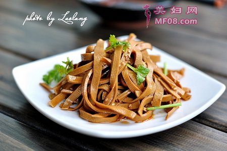 香菜拌豆腐丝的做法