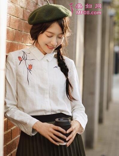 拥有一件绣花衣服让美丽升级