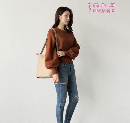 小个子如何显高？选对衣服款式是关键