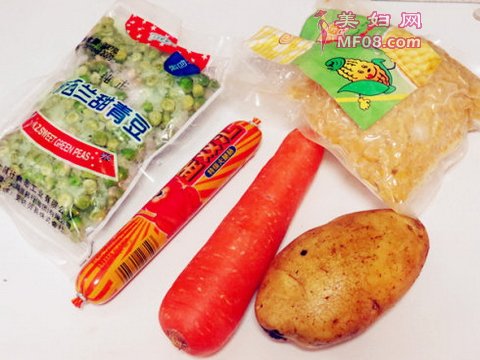 田园蔬菜色拉的原料