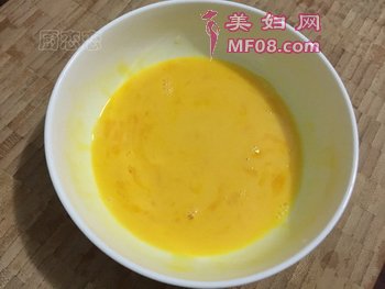 丝瓜炒鸡蛋的做法步骤3
