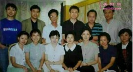 22ǰ˺ع Ӣƽģɬ