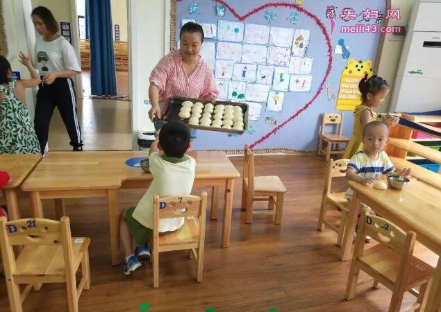 小班健康少吃零食教案2