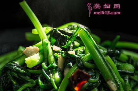 入吾彀中的成语故事3