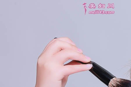一发千钧的成语故事2