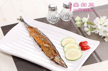 产后健身动作图解 跟着练好身材3