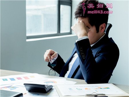 睾丸扭转可以勃起吗