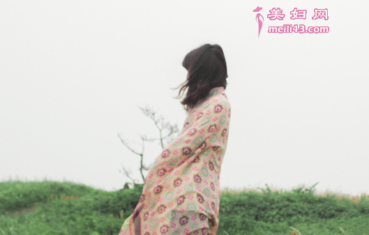 孕妇白带豆腐渣状可以用复方甲硝吗