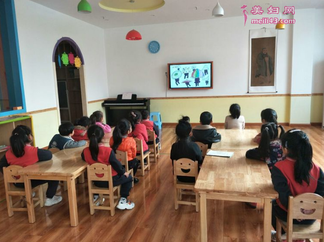中班数学小动物排队教案1