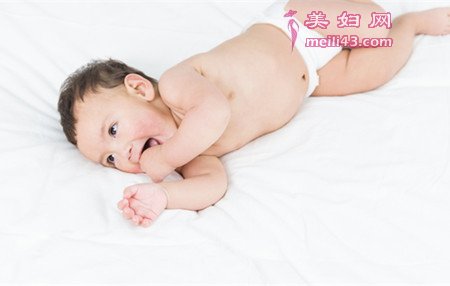 鼠年小男孩Ru名