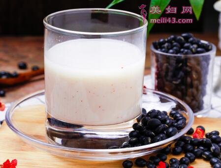 孕妇吃黑豆好还是黄豆好