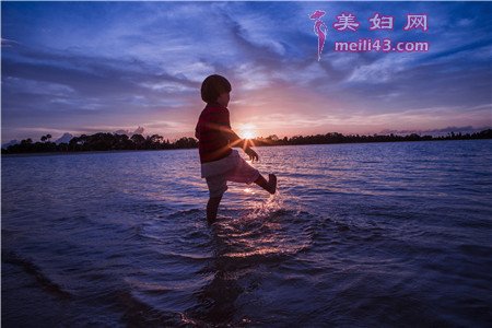 女生叠词名字两个字小名
