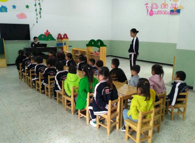 小班安全喊妈妈教案3