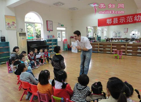大班环保少用塑料袋教案3