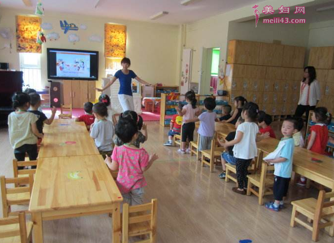 幼儿园大班神奇的清洁剂社会教案1