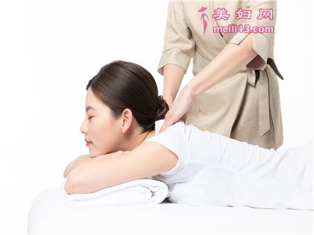 产后腹直肌分离会自己恢复吗