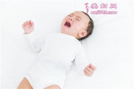 一个月宝宝晚上不睡觉是什么原因