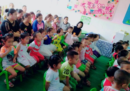 幼儿园紫葡萄手工教案1