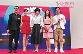 罗霖出书分享保养之道 配图有穿比基尼和鱼儿畅游