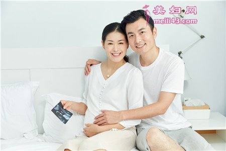 胎儿打嗝是什么原因