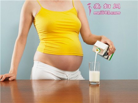 胎儿饿了是什么反应