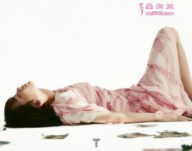 杨紫大片造型被曝抄袭王菲 摄影师与王菲粉丝开撕