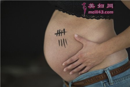 如何正确的进行抚触胎教