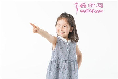 检查小孩头大什么原因